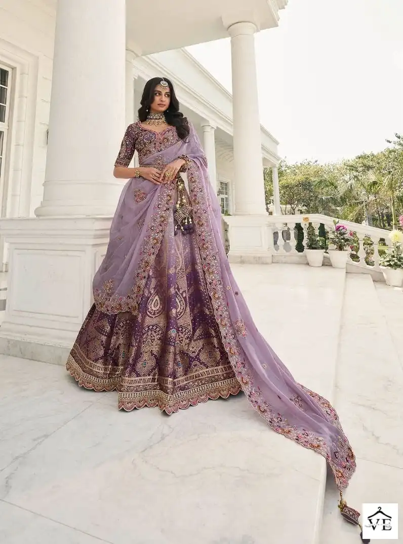 Tie & Dye Lehengas That Look So Happy For The Mehendi! | Wedding lehenga  designs, Indian bridal dress, Indian bridal outfits