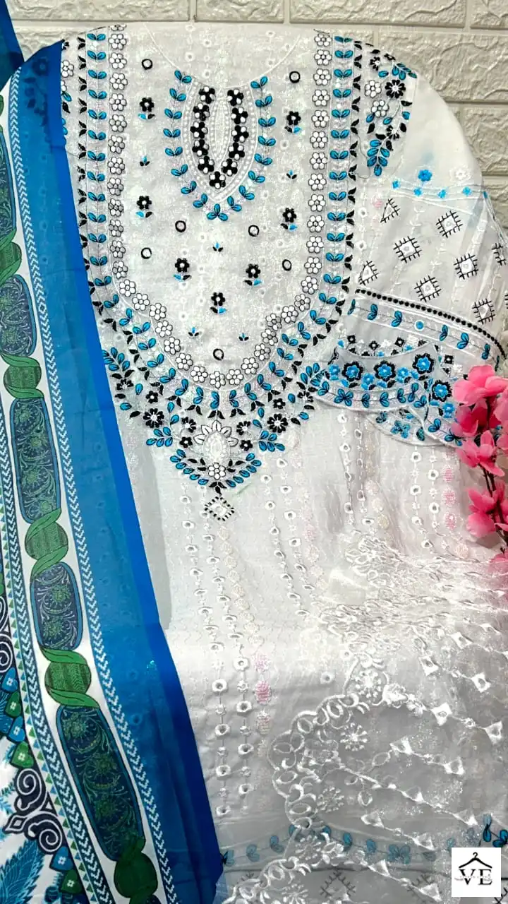 Dinsaa Roohi Color Cambric Wholesale Pakistani Salwar Suit Catalog - Image 9