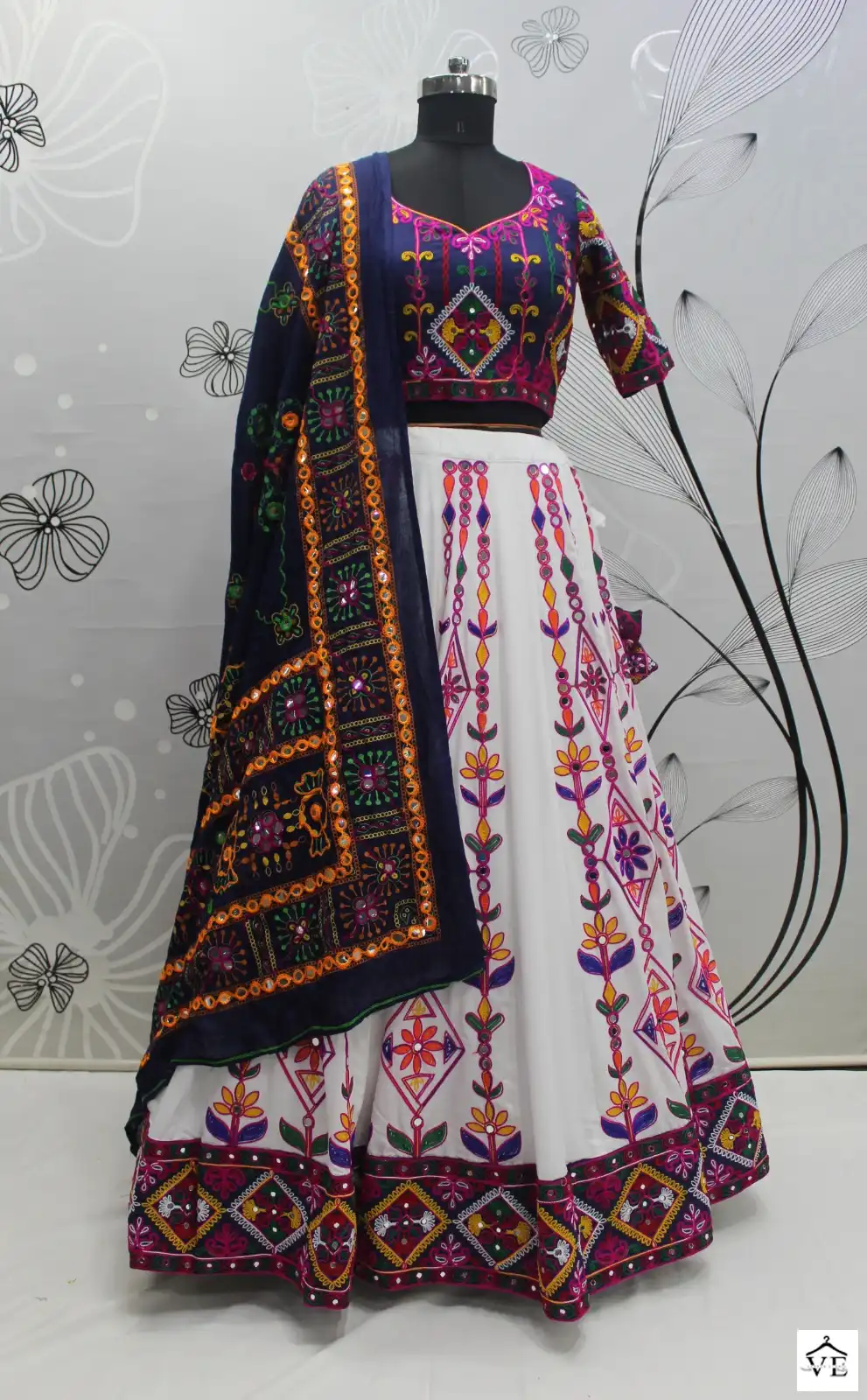 Khushboo Raas Vol 7 Viscose Rayon Wholesale Navratri Lehenga Choli Catalog - Image 12