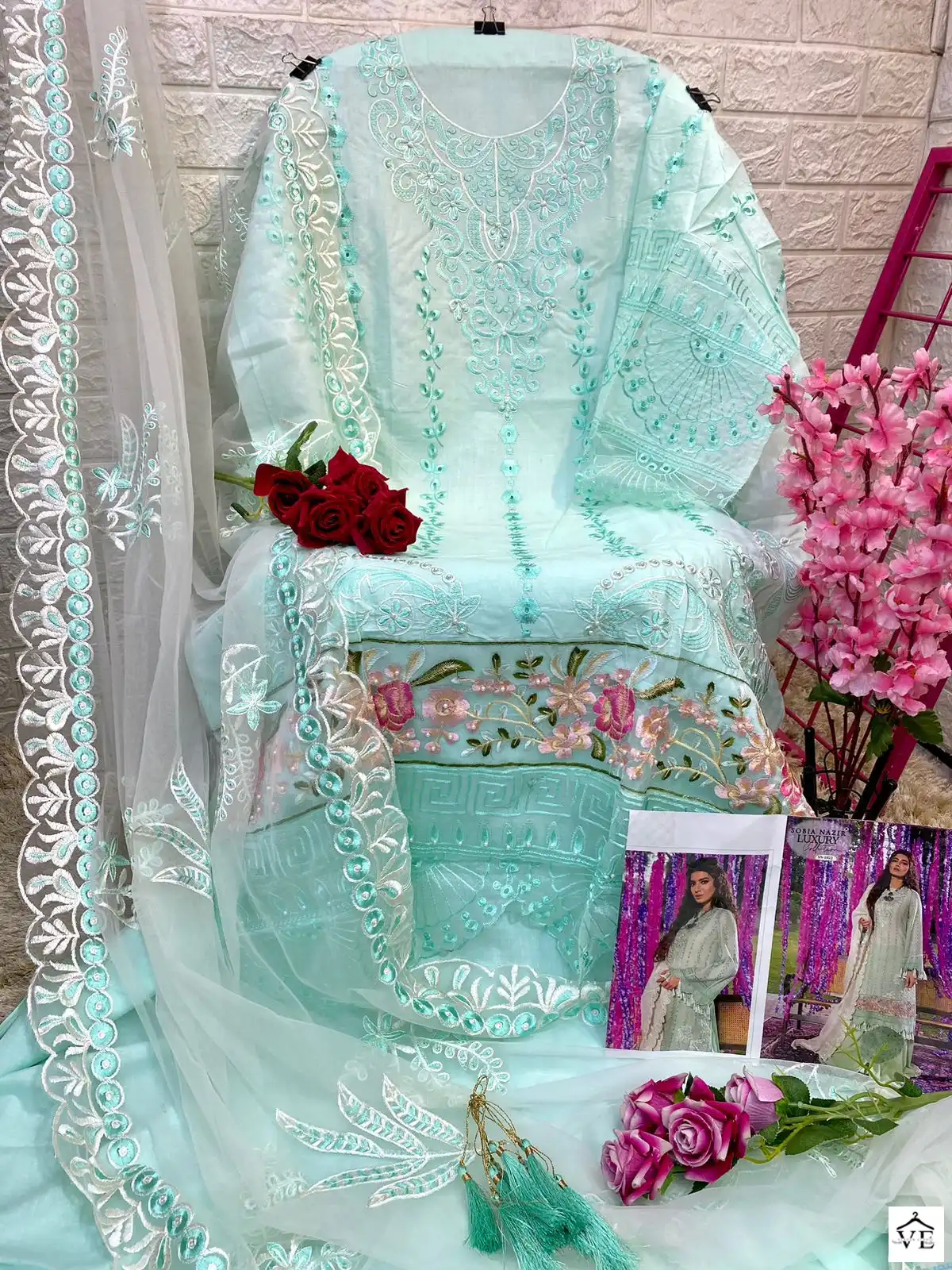 Sobia Nazir SN-1022 Lawn Wholesale Pakistani Suit - Image 2