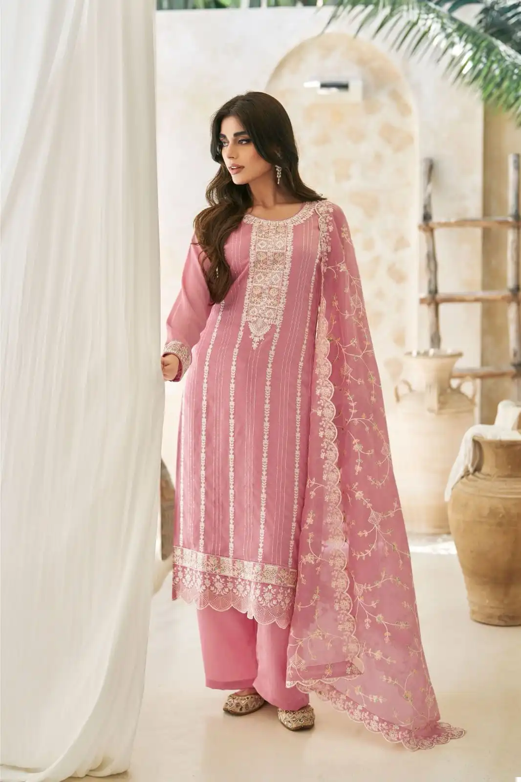 Buy Shree Women White & Red Printed Salwar Suit With Dupatta - Kurta Sets  for Women 91198 | Myntra