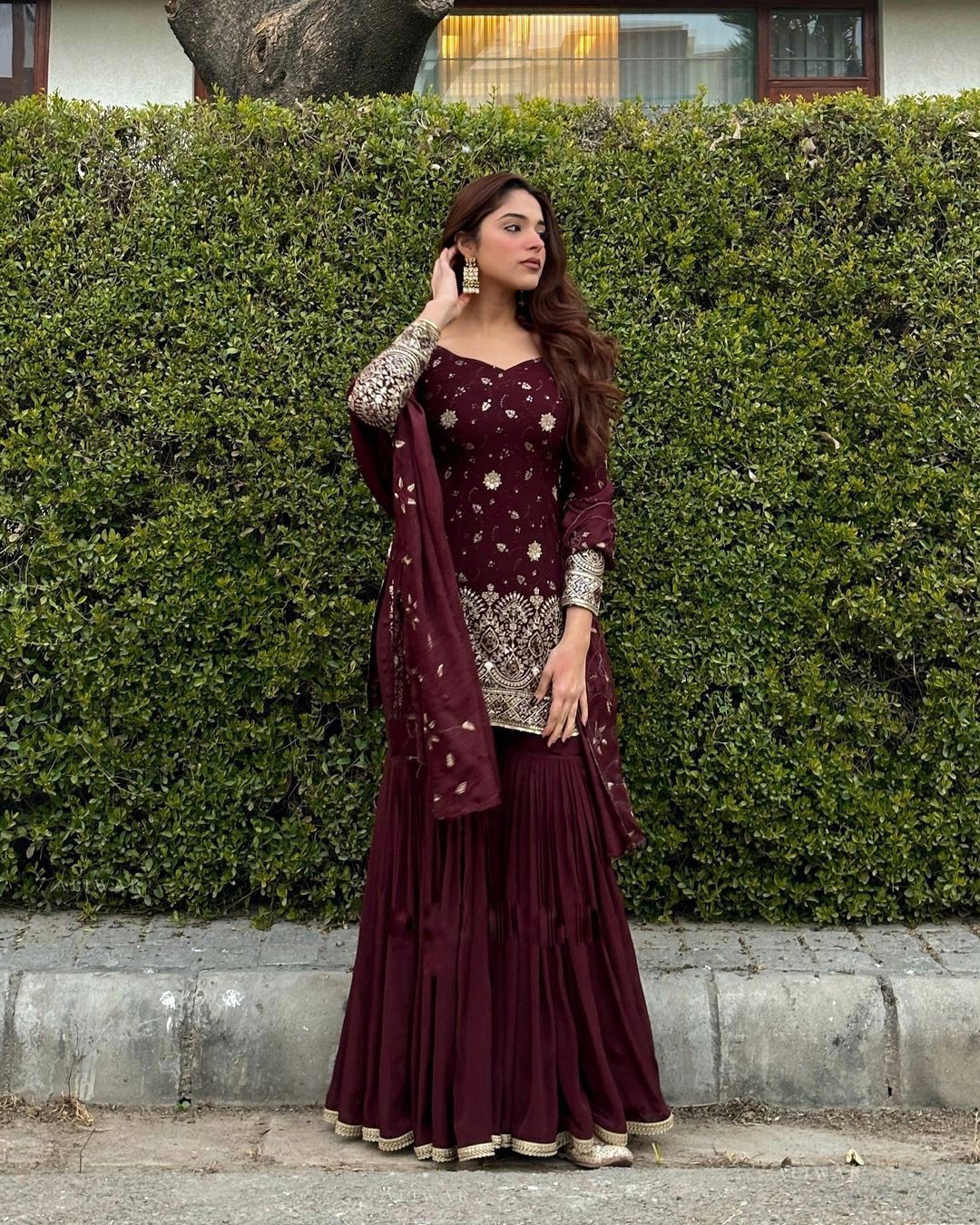 SSR-470 Elegance with Sequin Embroidered Palazzo Set
