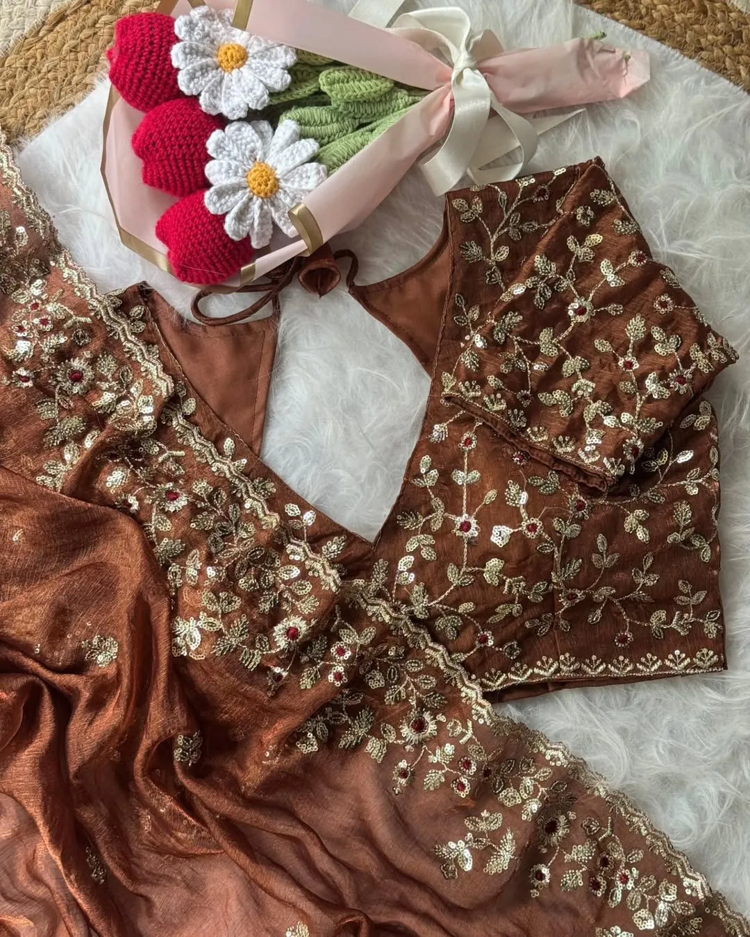 Vt 6044 T Fancy Chiffon Silk Saree Catalog