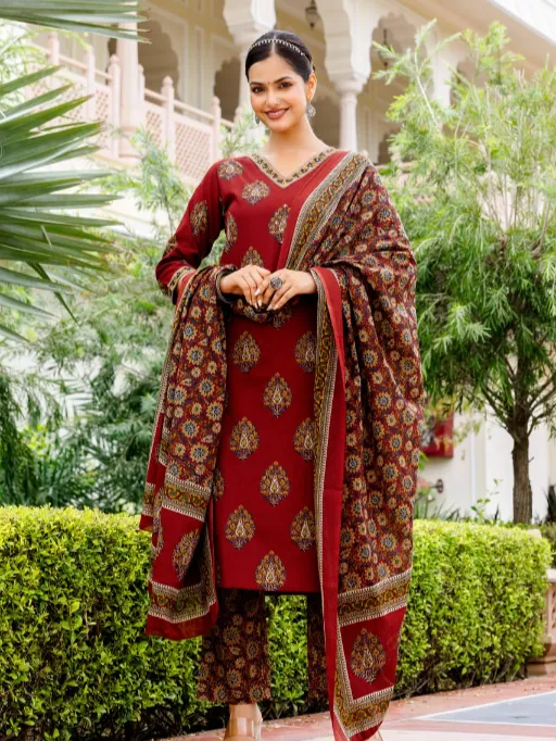 Naisha K 353 Wholesale Pure Cotton Kurti With Bottom Dupatta