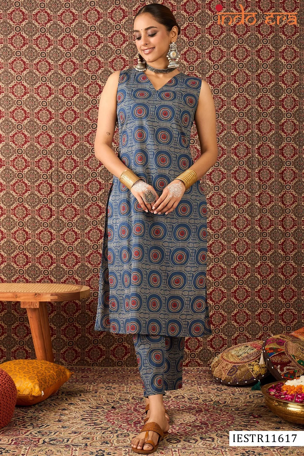 Indo Era 2583 Geometric Cotton Printed Kurti With Bottom Set