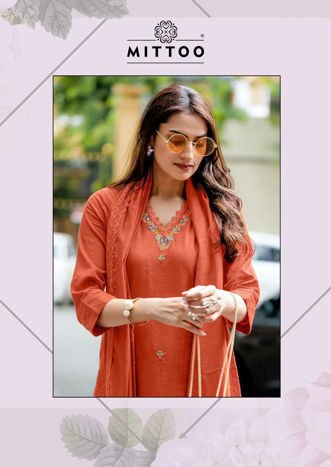 Mittoo Dastoor Shifli Cotton Thread Work Kurti Pant And Dupatta Set - Image 3