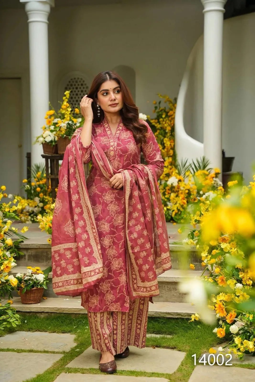 Clora Vol 14 Maslin Digital Printed Casual Wear Kurti Pant And Dupatta - Image 7